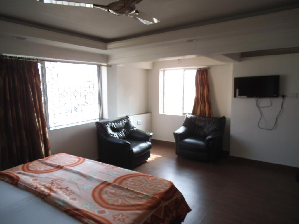 City Centre Hotel Agartala Habitación foto
